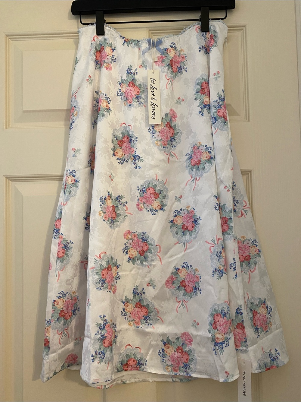 NWT For Love And Lemons Doily Bouquet Midi Skirt - Picture 2 of 9